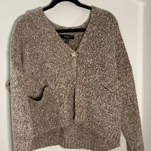Forever 21 cropped cardigan sweater. size medium.